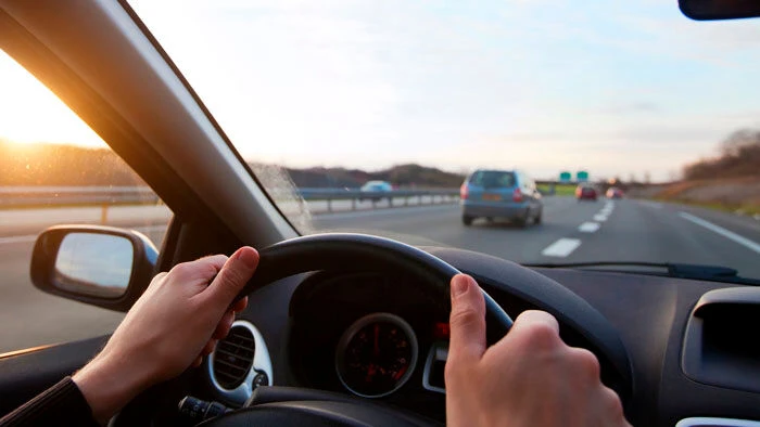 AdobeStock_65314136_Autofahren zur Arbeit.jpg (Bild: Anya Berkut) AdobeStock_65314136_Autofahren zur Arbeit.jpg (Bild: Anya Berkut)