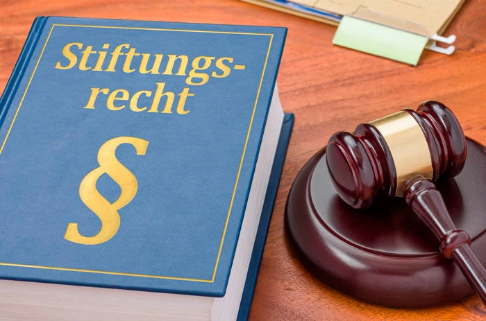 AdobeStock_171145337_Stiftungsrecht.jpg (Bild: Boris Zerwann) AdobeStock_171145337_Stiftungsrecht.jpg (Bild: Boris Zerwann)